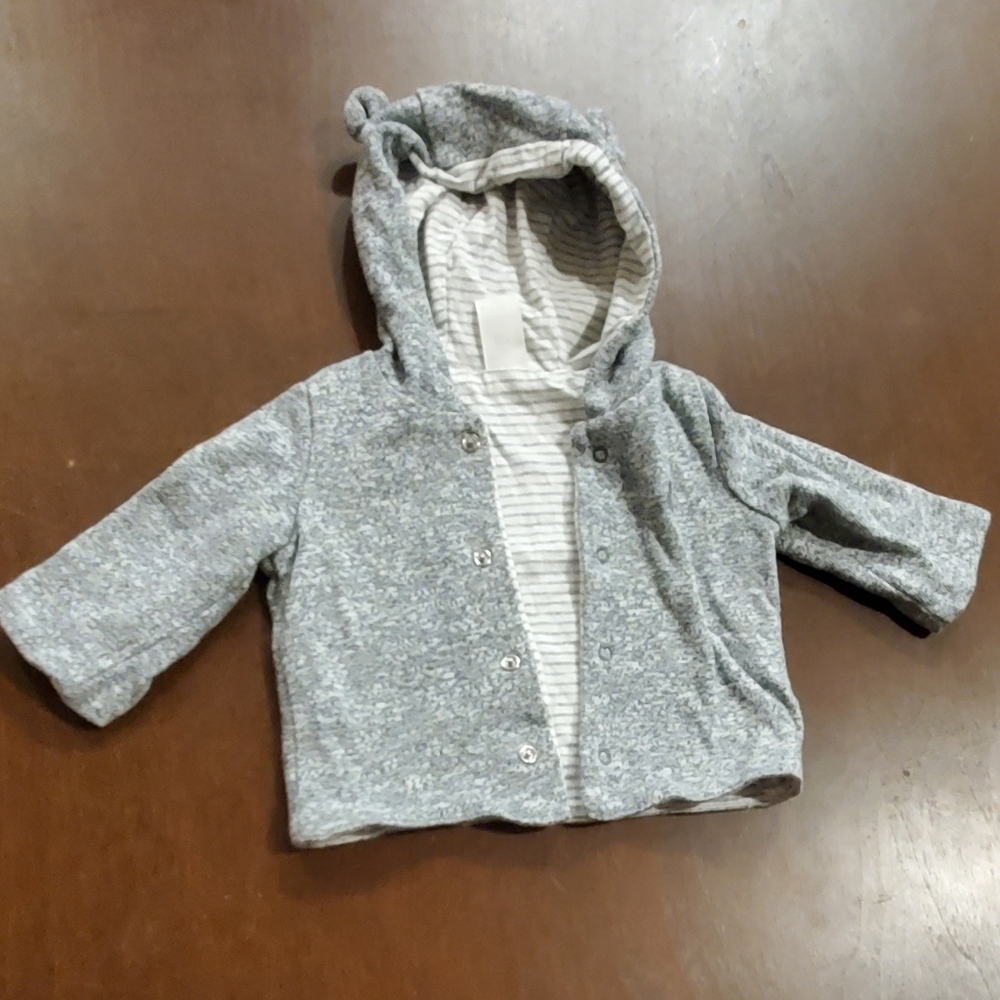 Baby Gap 0-3 months sweater jacket